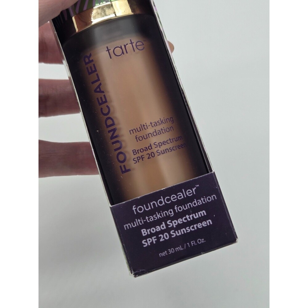 Tarte Foundcealer Multitasking Foundation Broad SPF 20 - 49H TAN-DEEP HONEY - Picture 3 of 7
